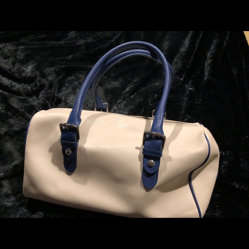 Satchel - Picture 5 of 7